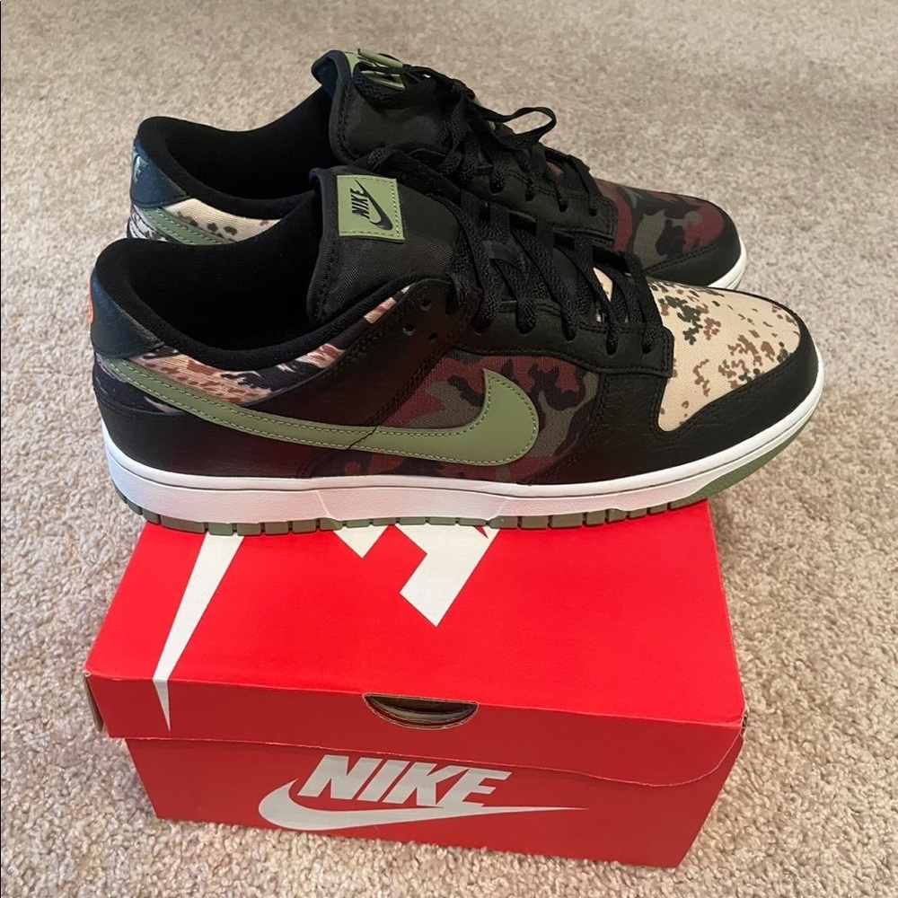 Nike Dunk multi camo.